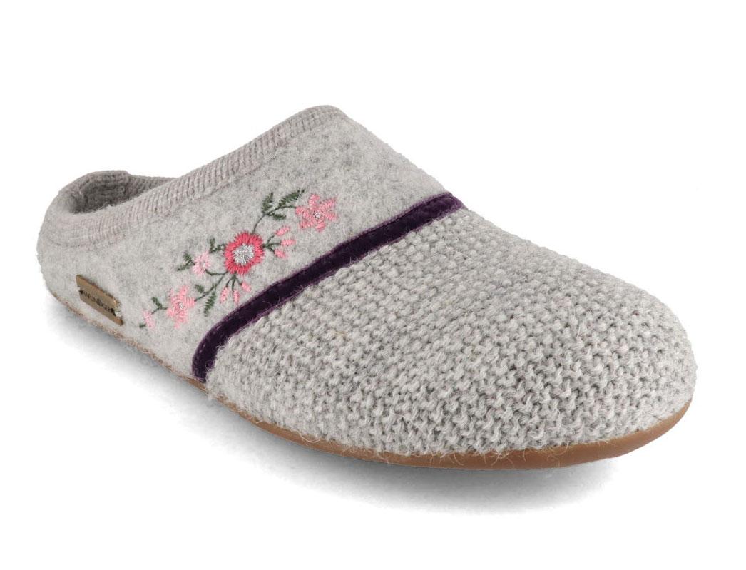 Do haflinger 2025 slippers stretch