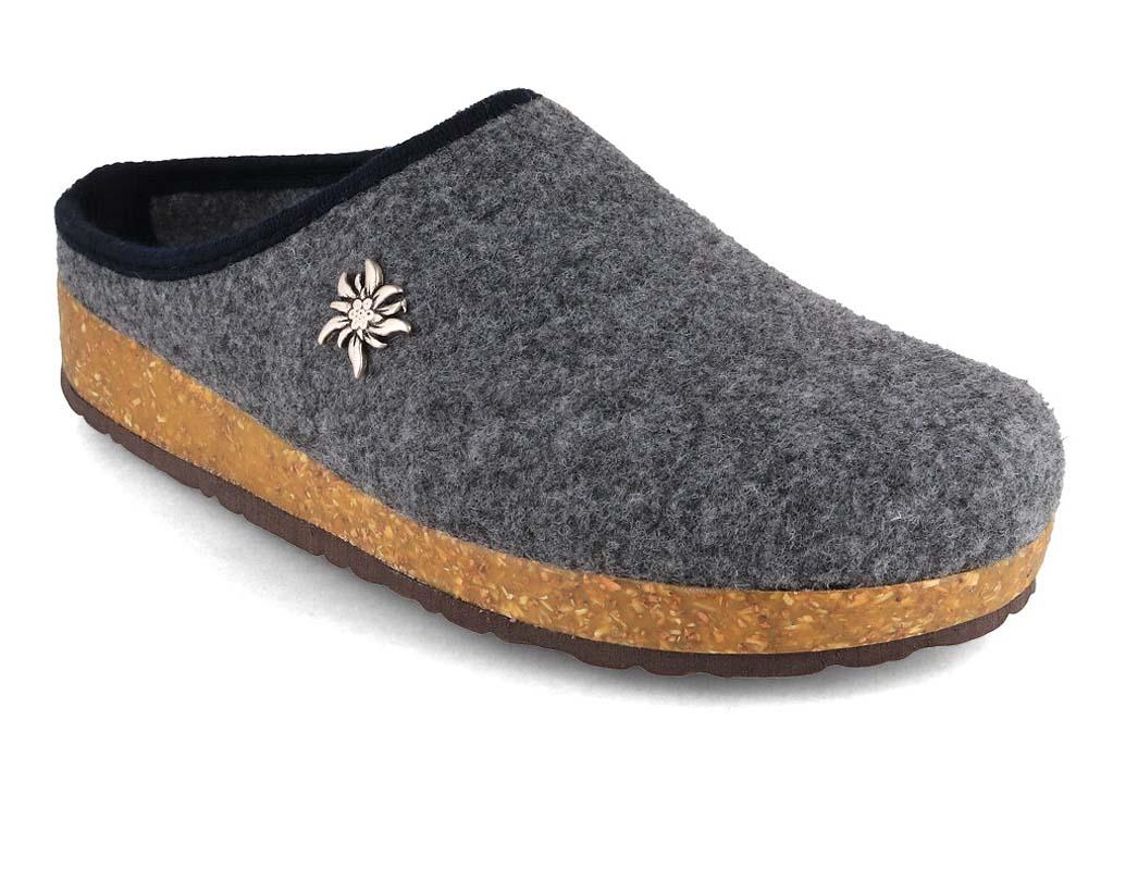 Shops womens felt clogs