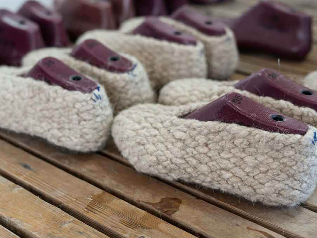 WoolFit® Woolies hand-woven Wool Slippers, beige --> Boiled Wool